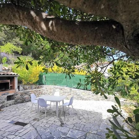 Bas De Villa Au Calme วิลล์เนิฟ-ลูเบ ภายนอก รูปภาพ
