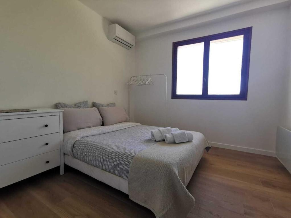 Bas De Villa Au Calme วิลล์เนิฟ-ลูเบ ภายนอก รูปภาพ